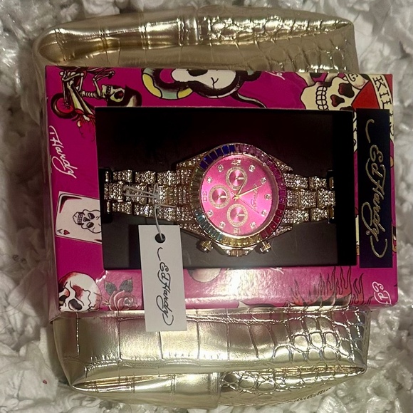 Ed Hardy Ladies Watch – Fuchsia/Gold  Analog Watch with Gold Bag, Y2K Style